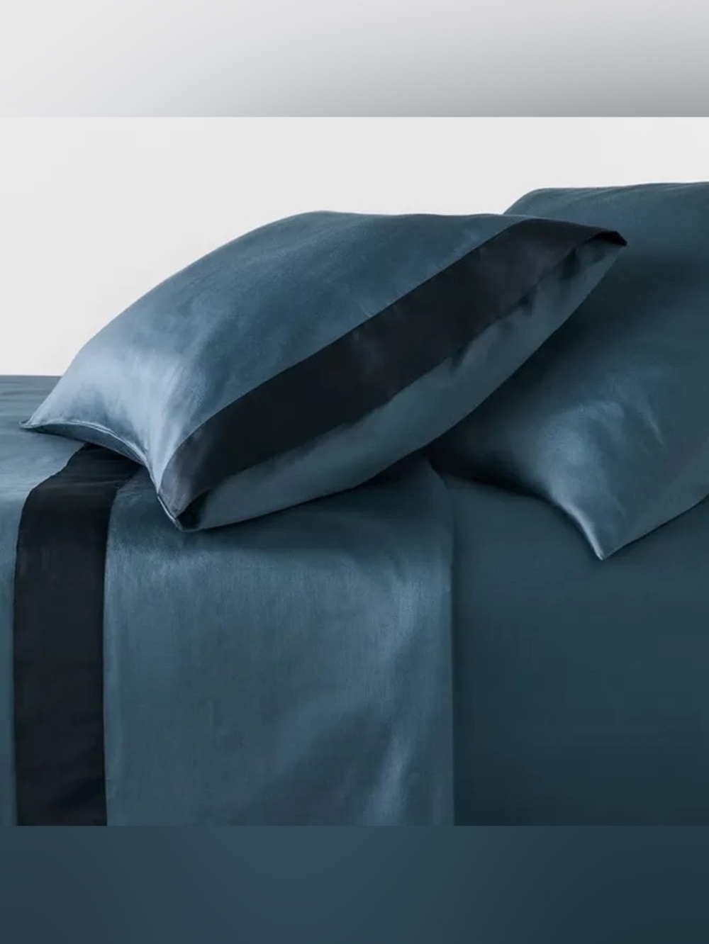 Threshold x Studio McGee 300 Thread Count Contrast Border Sheet Set, Queen